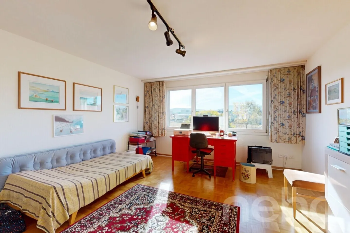 Maison de milieu spacieuse avec galerie et matériaux élégants - Photo 9 sur 12