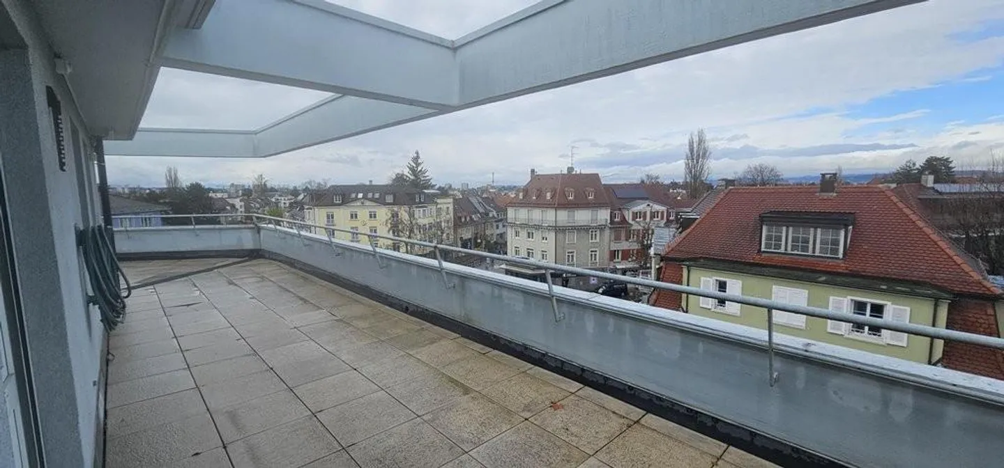 Living in a central location - Photo 10 of 10