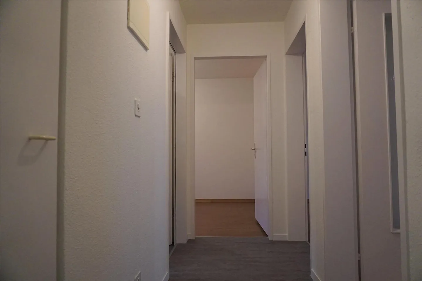 Zona residenziale tranquilla a Oberwinterthur "Affittare senza deposito" - Foto 6 di 6