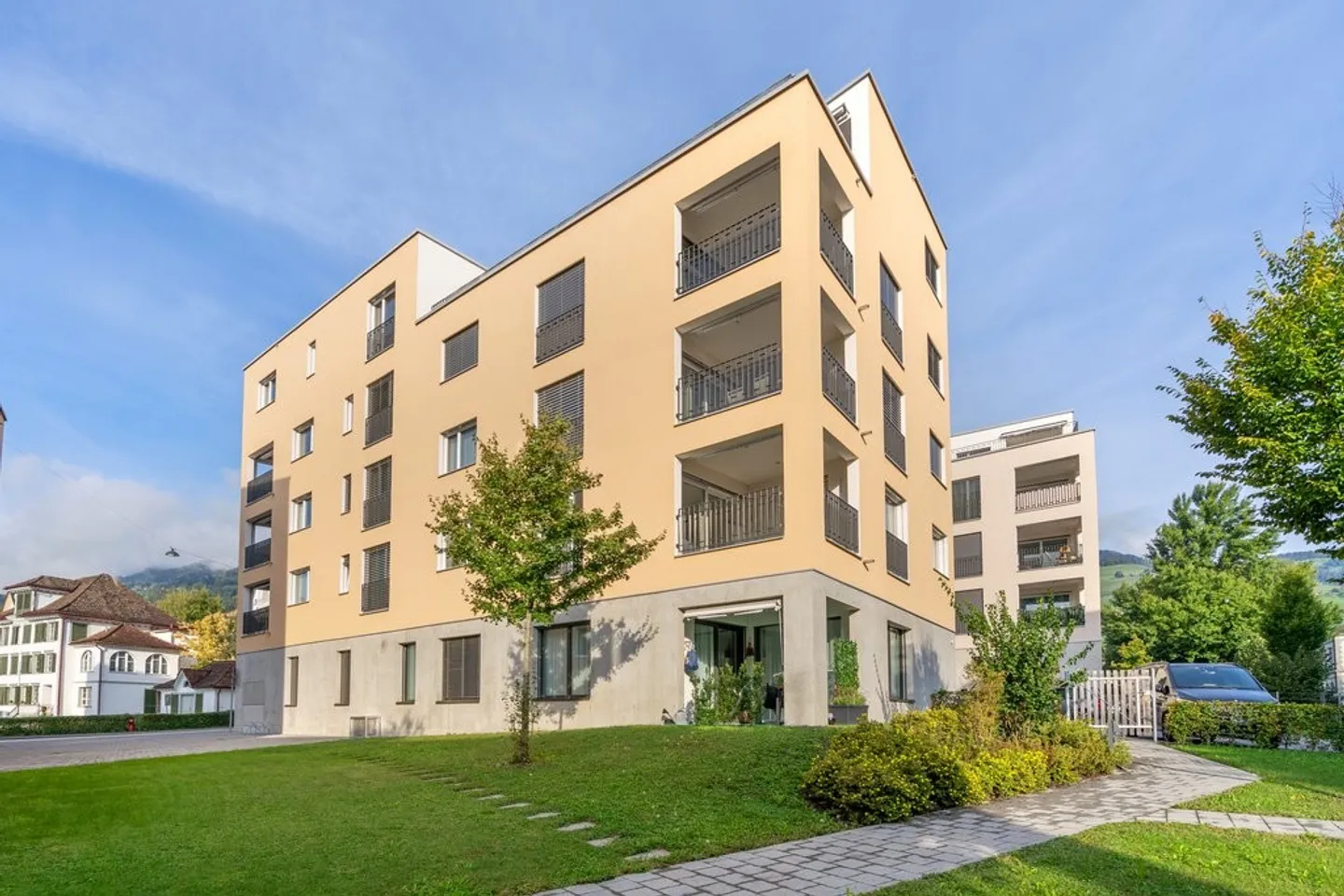 Appartement 3.5 pièces - Foto 1 von 11