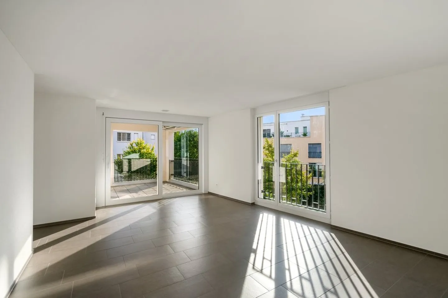 Appartement 3.5 pièces - Foto 3 von 11