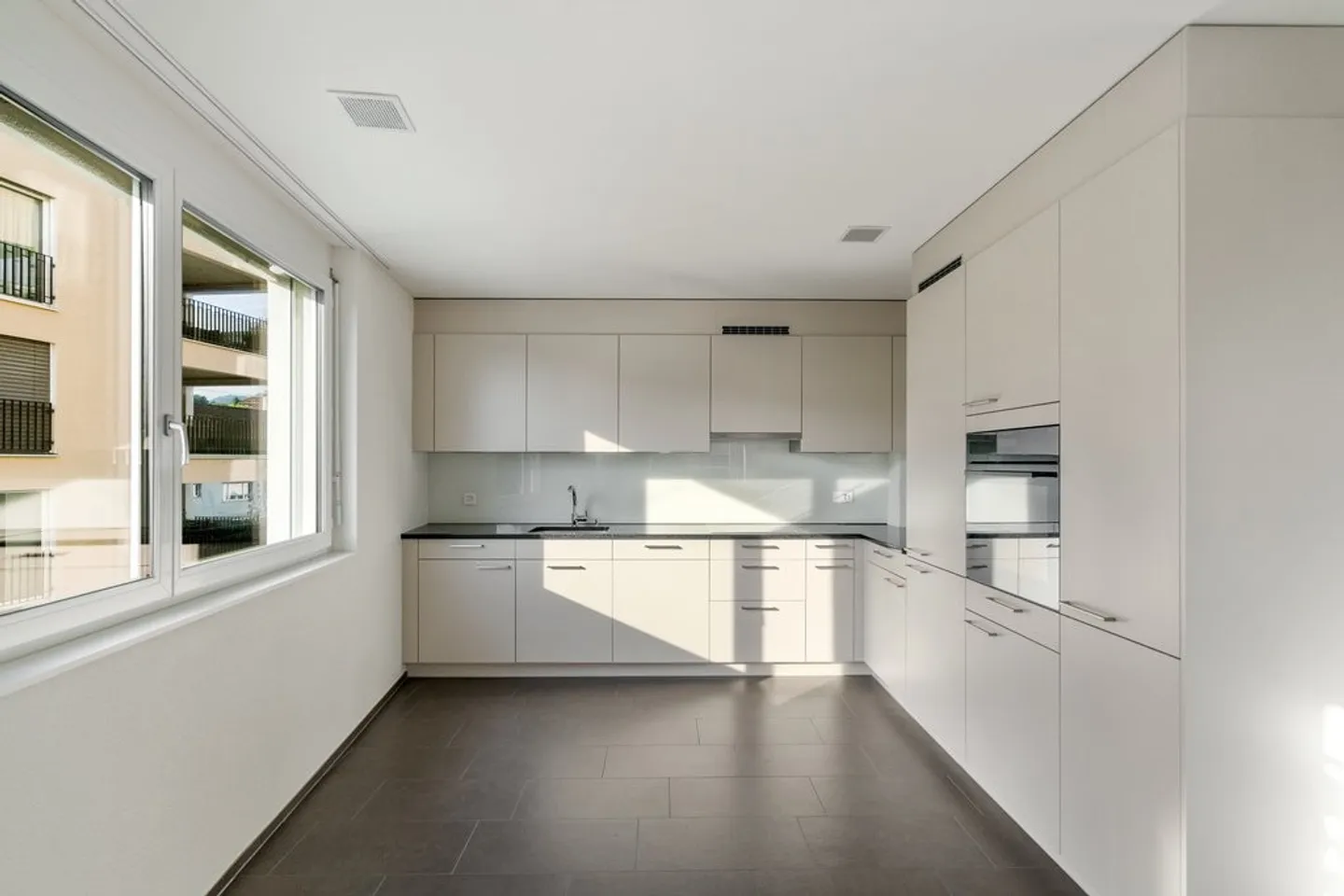 Appartement 3.5 pièces - Foto 5 von 11