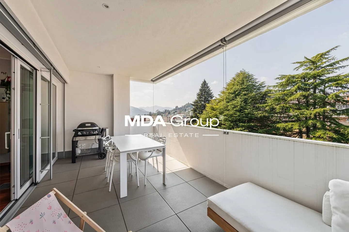 Moderne Dachwohnung in Lugano - Foto 10 von 13