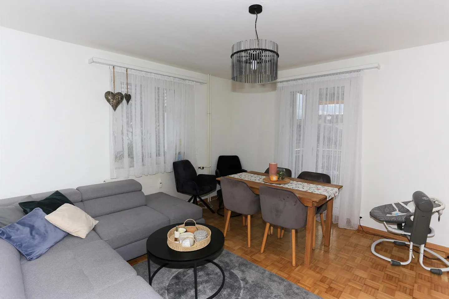 Charmante Wohnung in Sarnen - Foto 2 von 8