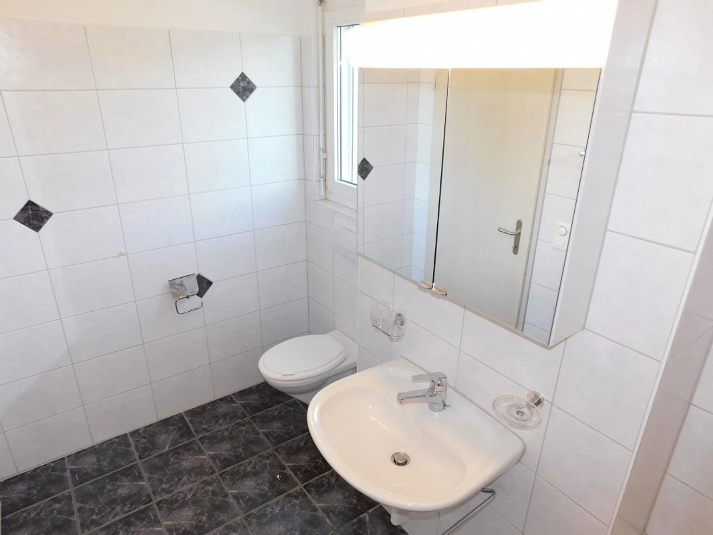 This is where your housing search ends! - Photo 12 of 13