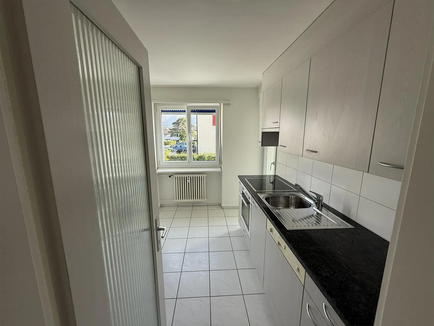 Sonnige Wohnung mit Balkonen - Foto 7 von 10