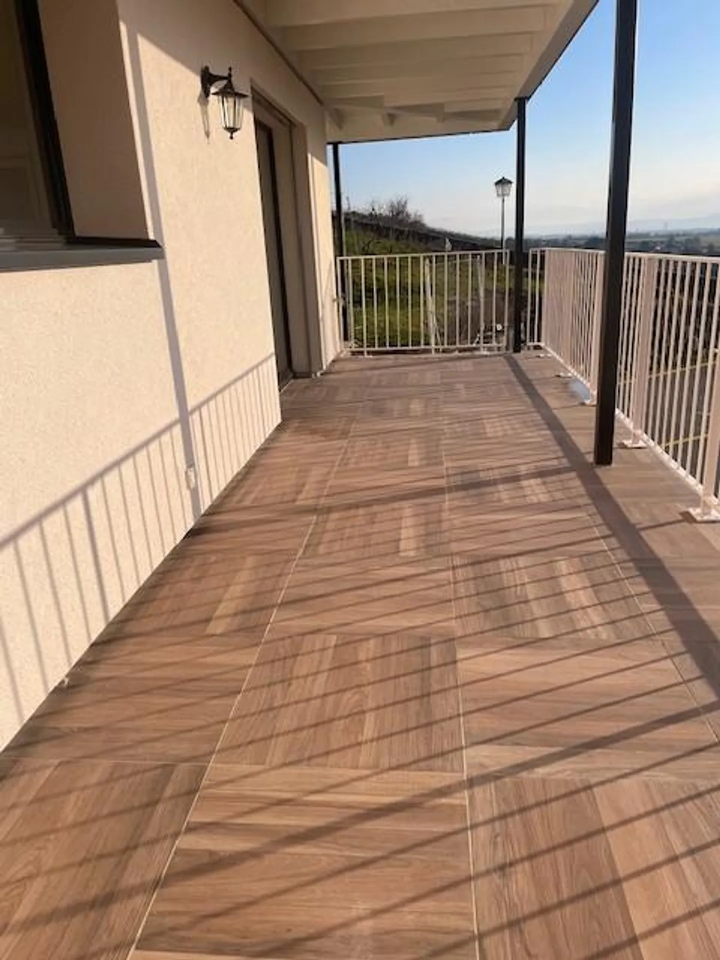 Bel appartement de 3,5 pièces avec balcon et jardin - Foto 3 di 5