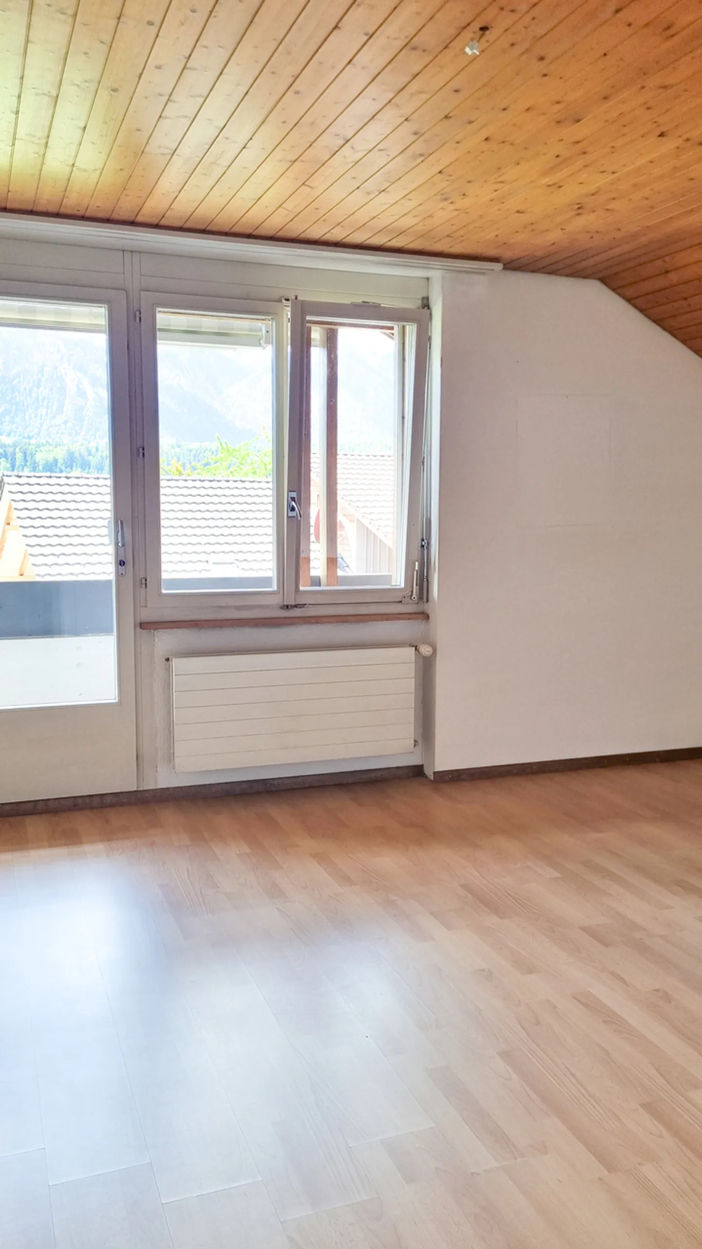 Charmante 3.5-Zimmer Attique in Thun - Foto 10 von 16
