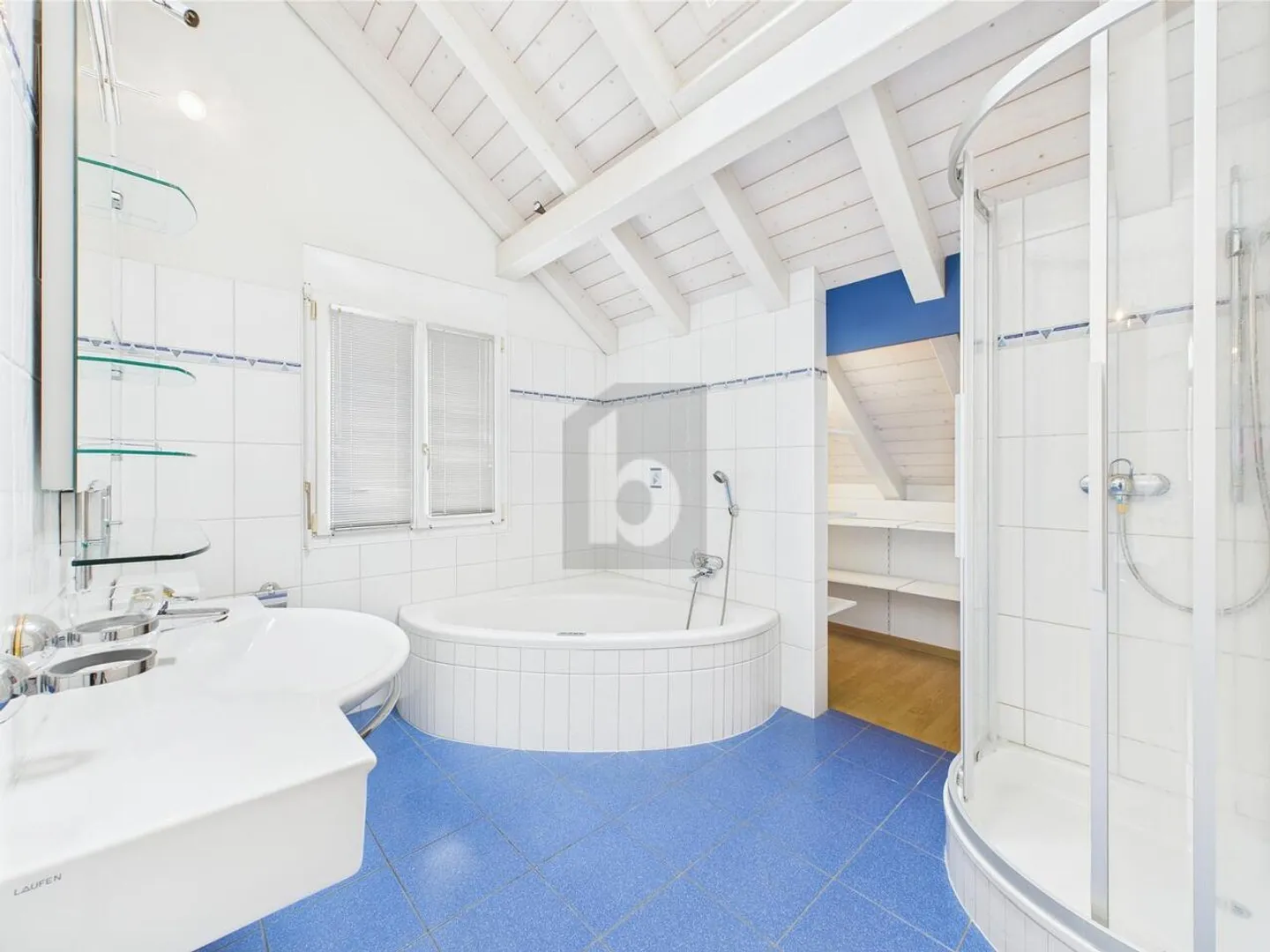 GROSSZÜGIG MIT STIL UND WEITBLICK - Foto 5 von 6