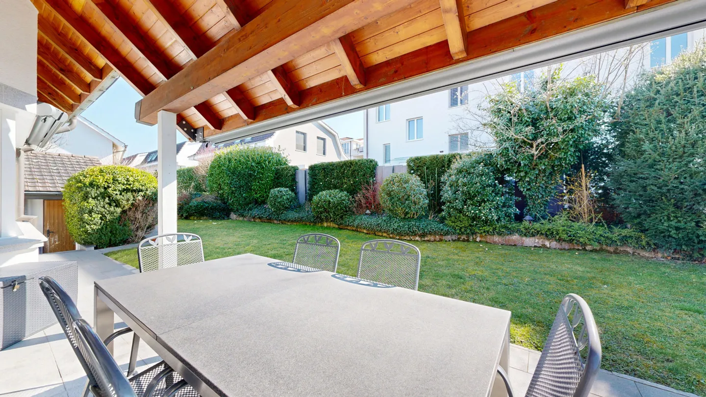 Casa unifamiliare indipendente di 4,5 locali con garage - Foto 10 di 33
