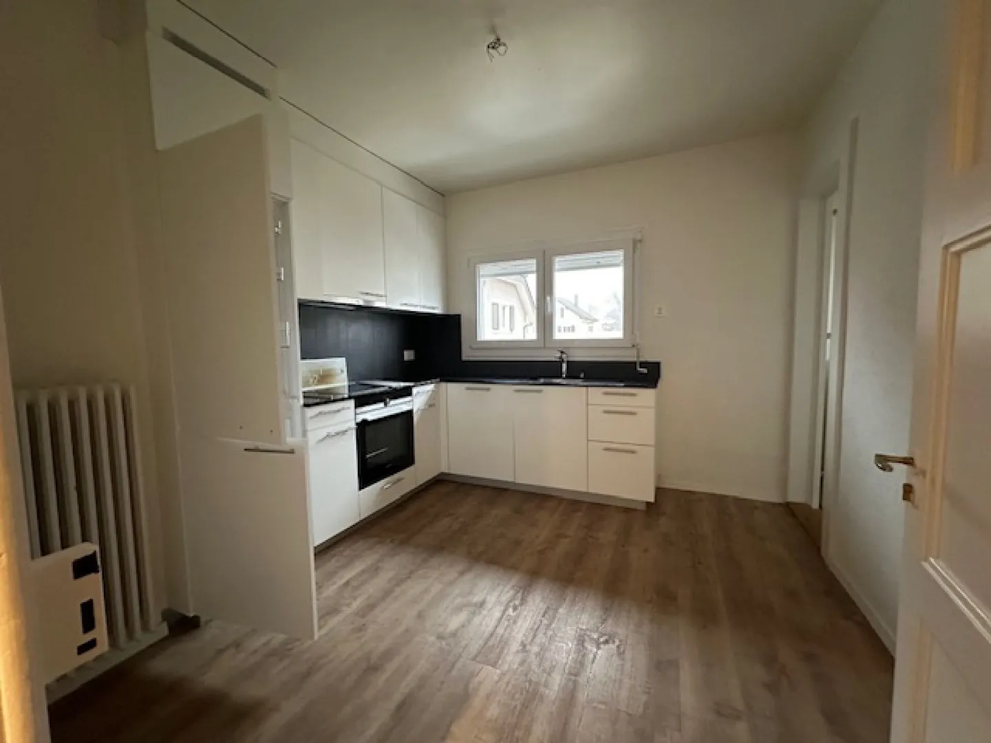 Peseux - Mietgebäude - Foto 1 von 10