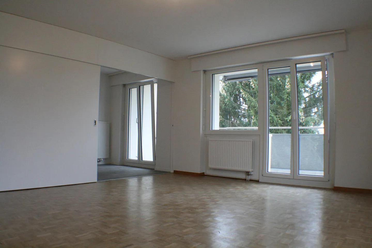 Beautiful 4-room apartment with balcony - Photo 3 of 7