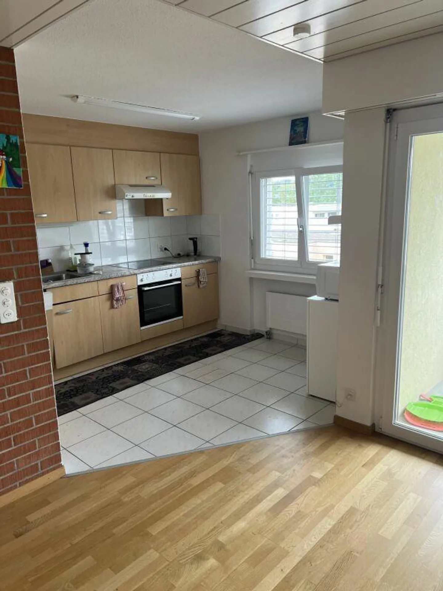 Appartement 4.5 pièces avec charme et confort - Photo 3 sur 12