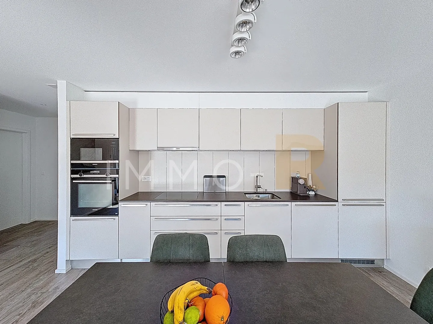 3.5 rooms in attic - Photo 5 of 9