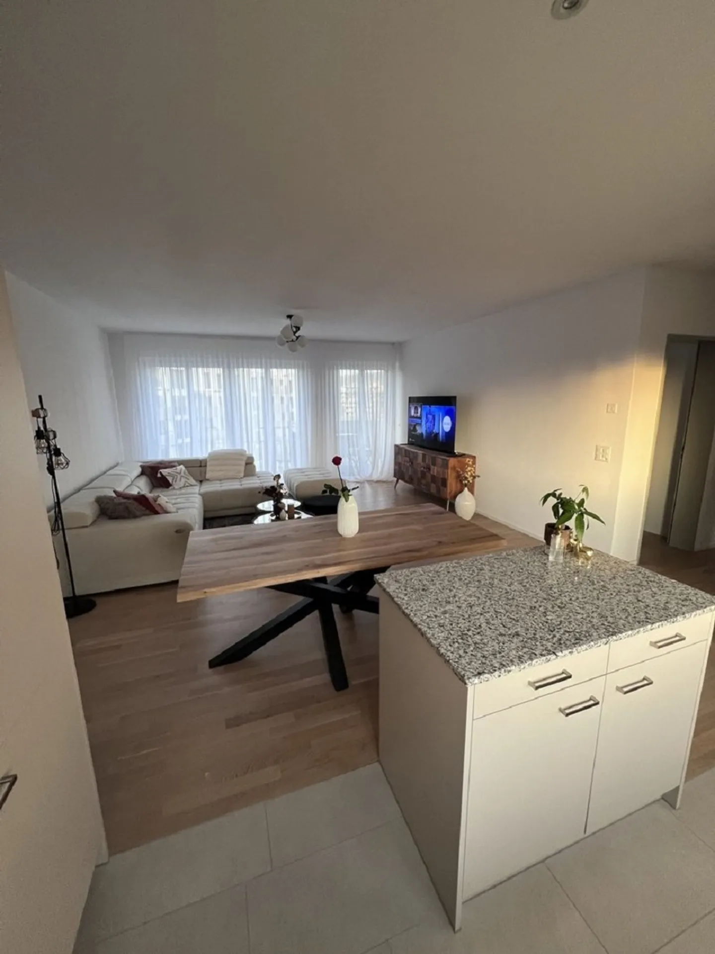 Appartamento in affitto - Foto 4 di 8