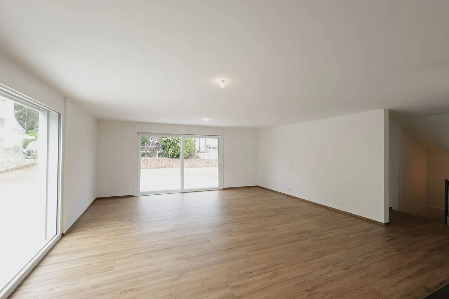 Geräumiges neues Einfamilienhaus mit 5,5 Zimmern - Foto 16 von 19