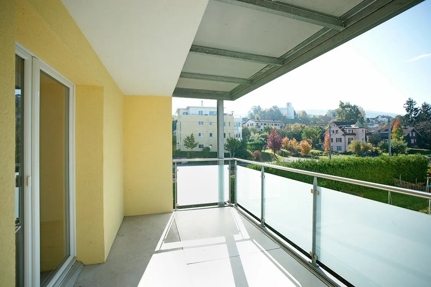 3-room apartment with large balcony - Photo 8 of 9
