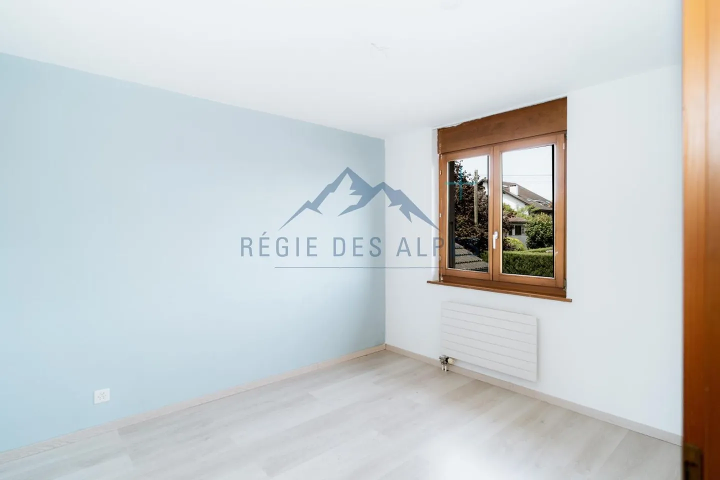 Charmant bungalow familial à Chavannes-des-Bois - Photo 3 sur 10
