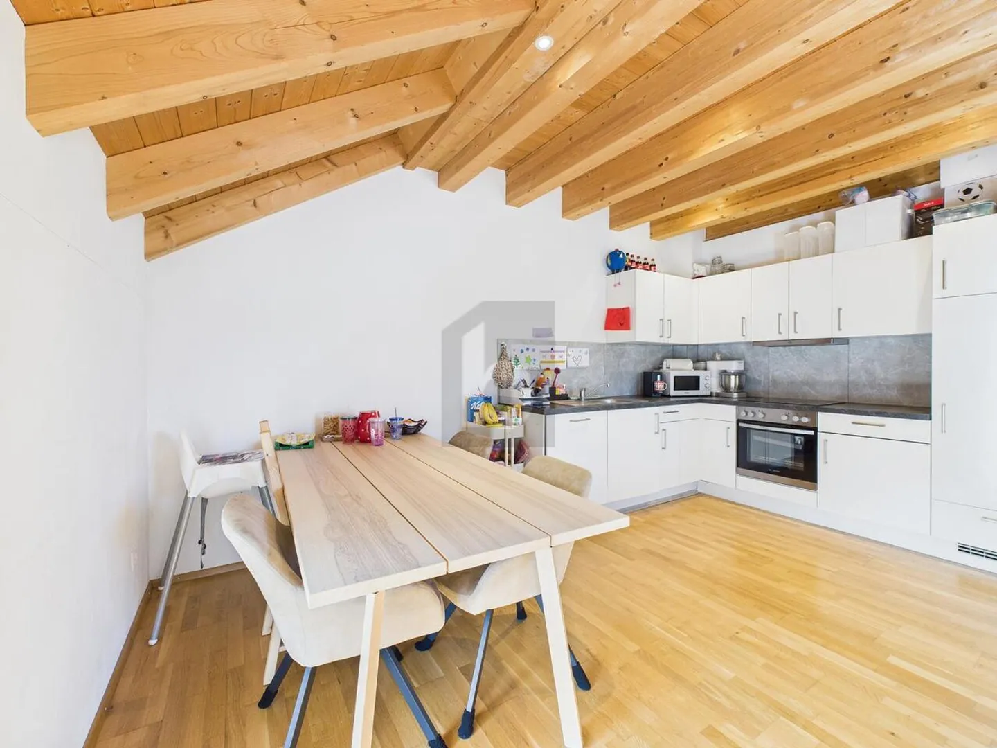 Attique à vendre - Photo 3 sur 6