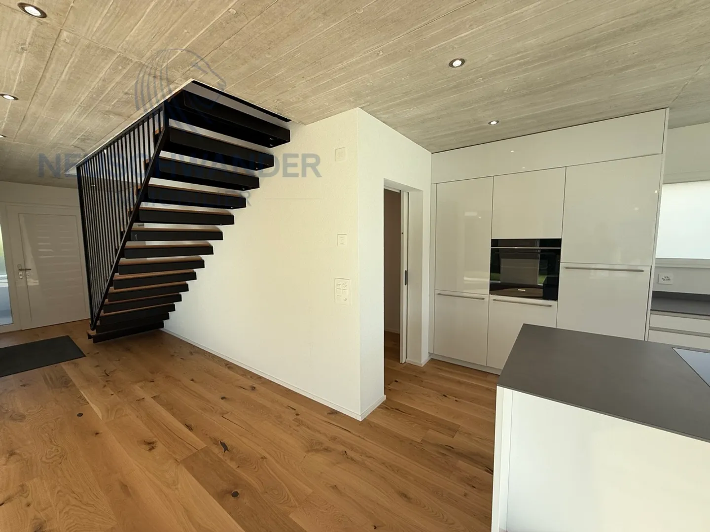 Moderne und Komfort vereint mit der Gelassenheit der Natur - Foto 6 von 24