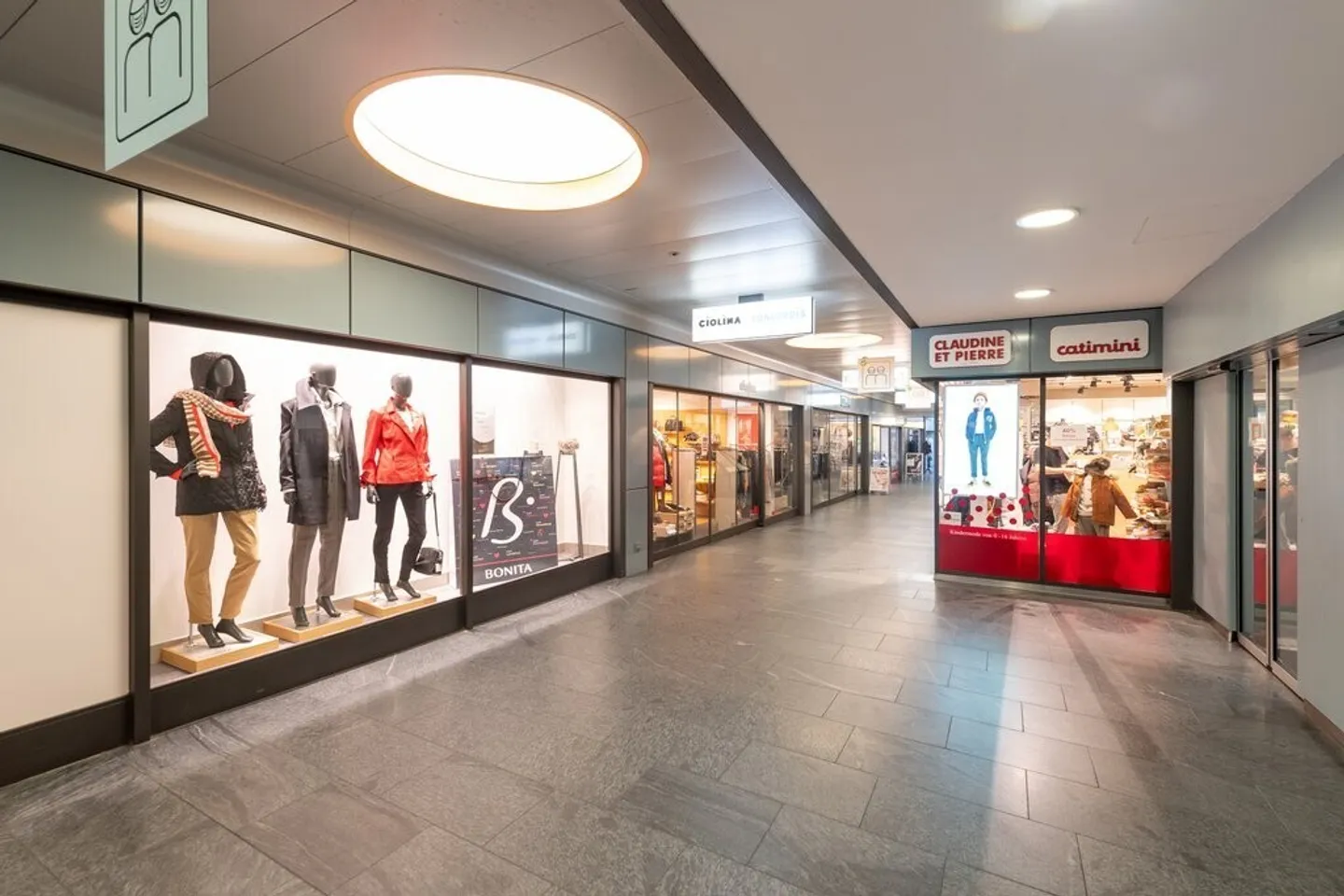 Espace de vente attrayant au cœur de la ville de Berne - Photo 2 sur 2