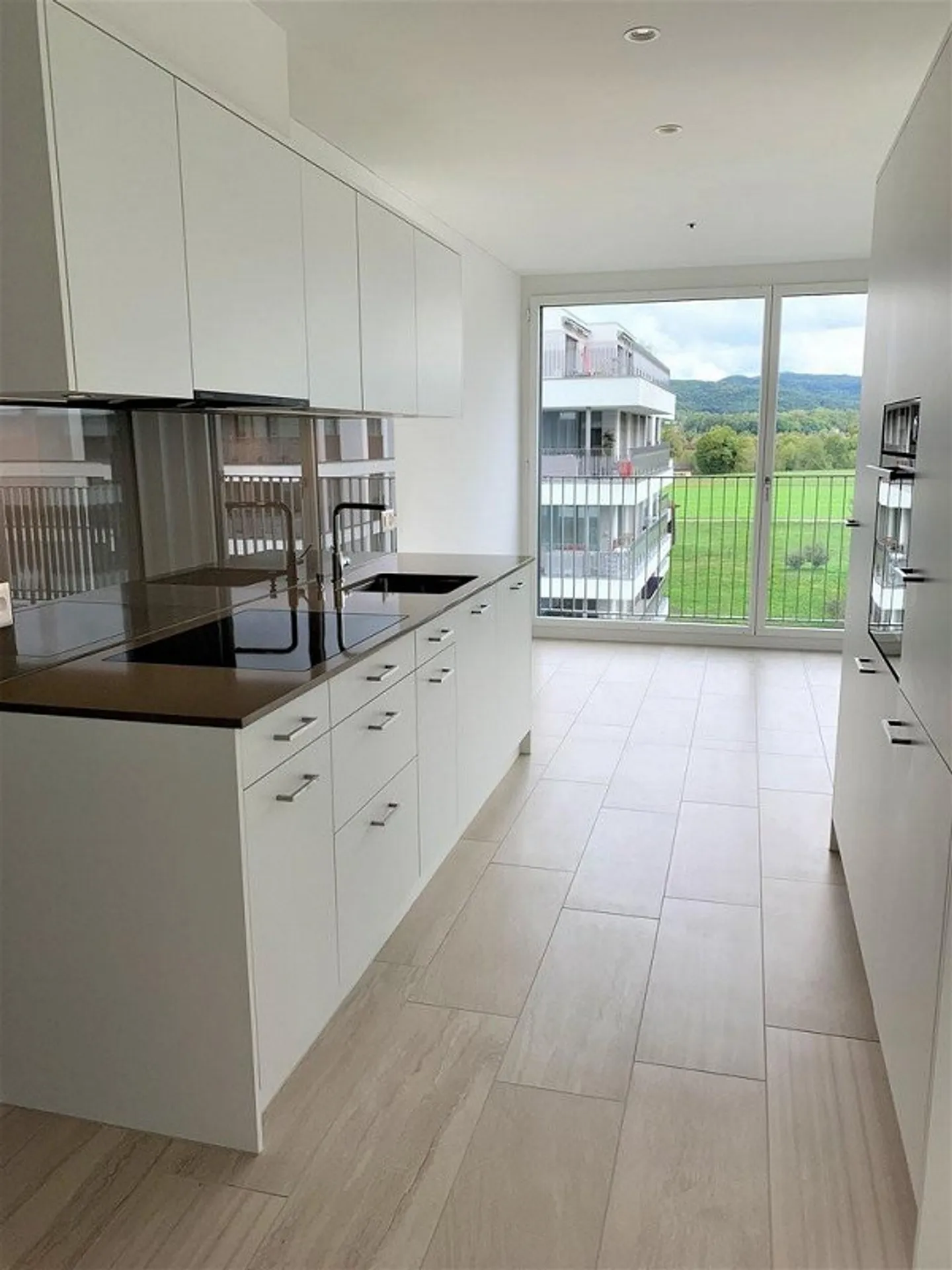 Moderne Wohnung nahe Rhein - Foto 2 von 10
