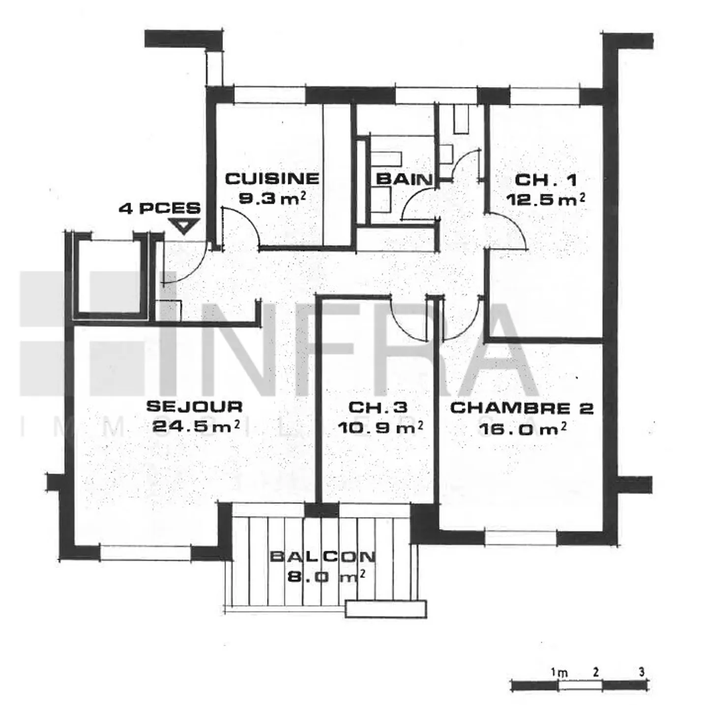 Ambiente di vita particolarmente tranquillo per questo appartamento di 4,5 locali di 90 m² - Foto 9 di 9