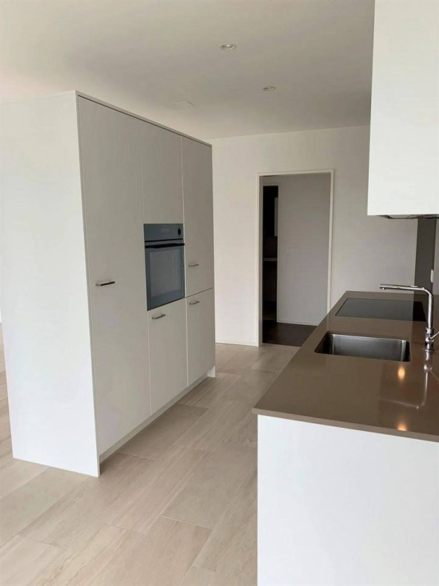 Moderne Wohnung nahe Rhein - Foto 3 von 10