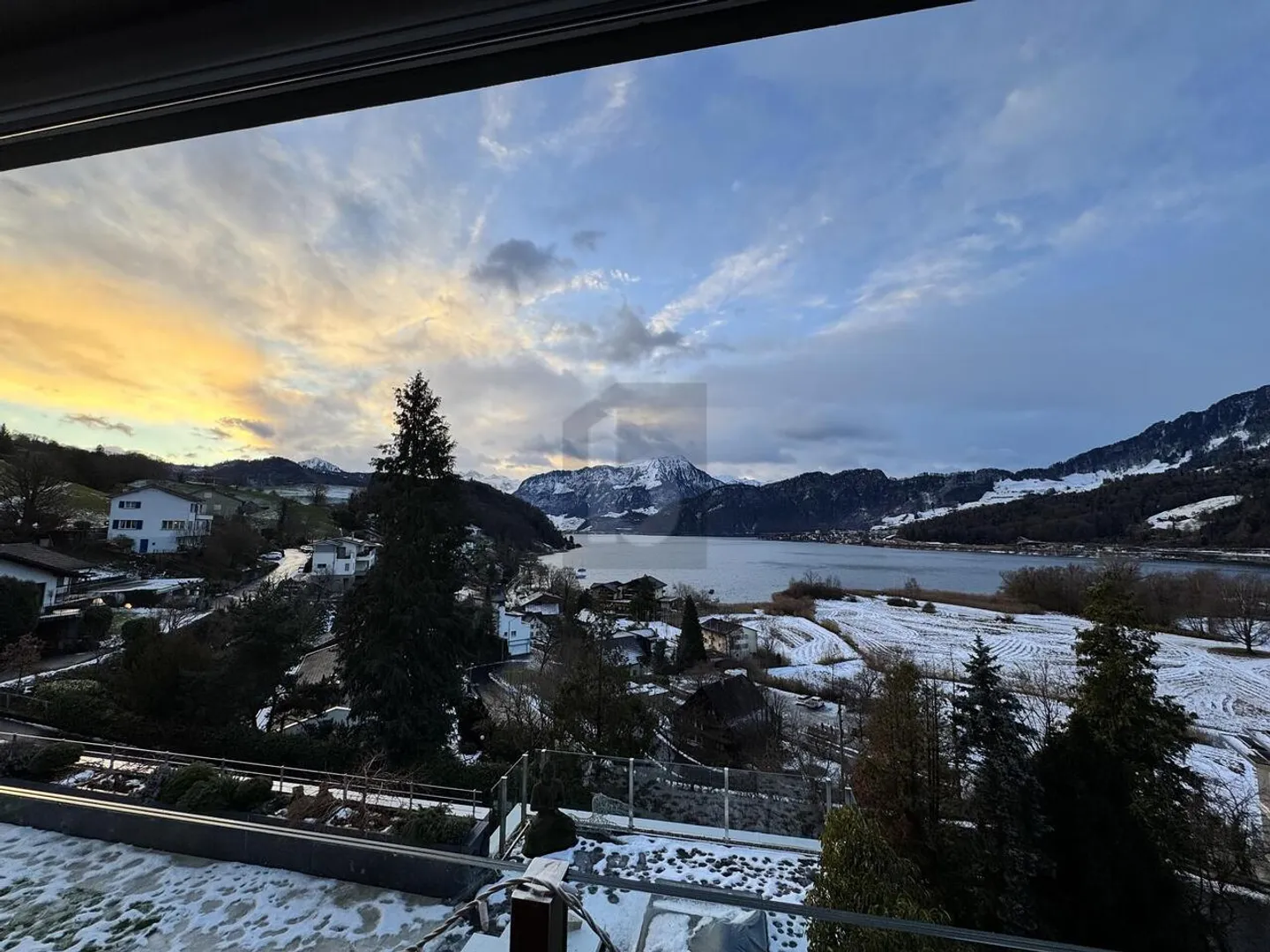 Luxuswohnung mit Traumhaftem Ausblick - Foto 1 von 6