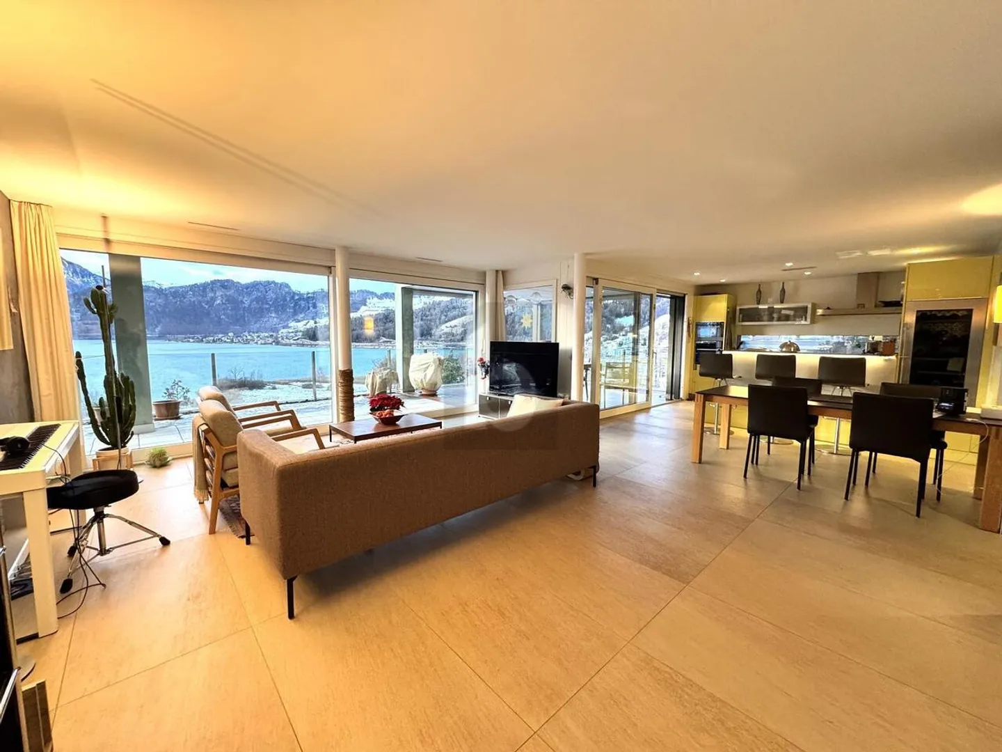 Luxuswohnung mit Traumhaftem Ausblick - Foto 2 von 6