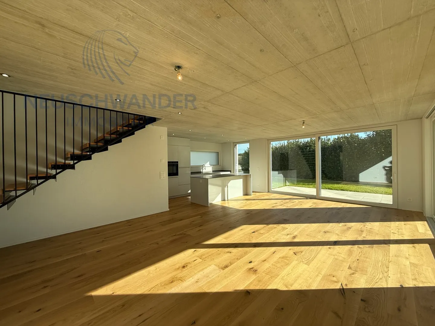 Moderne und Komfort vereint mit der Gelassenheit der Natur - Foto 9 von 24