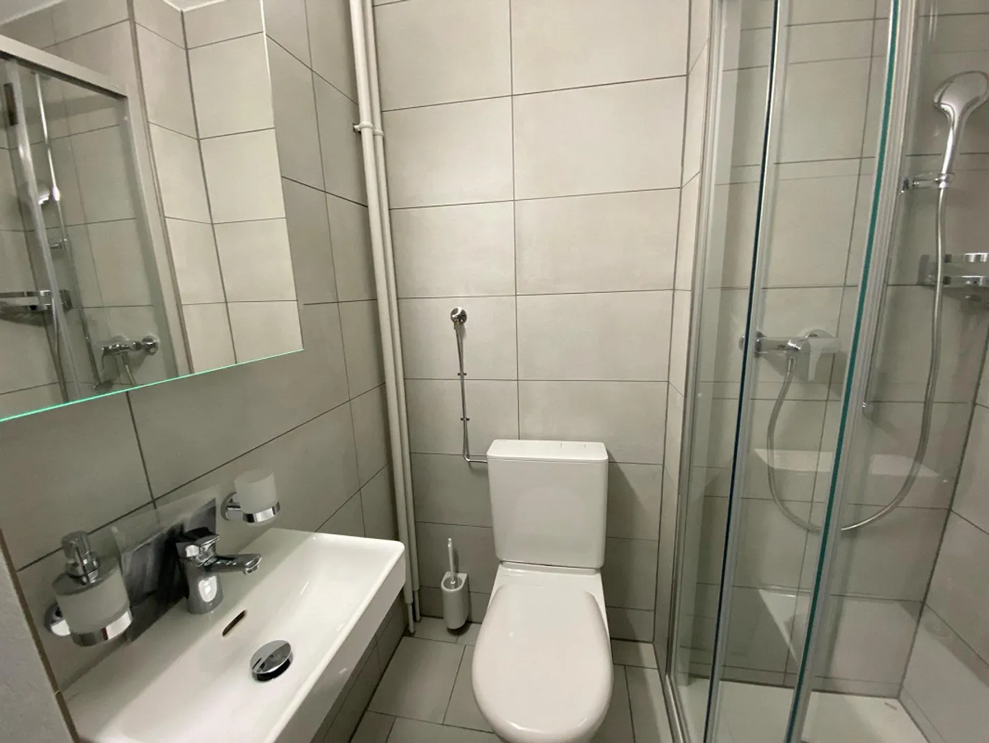 Appartamento 2.5 stanze completamente ristrutturato nel centro - Foto 4 di 4
