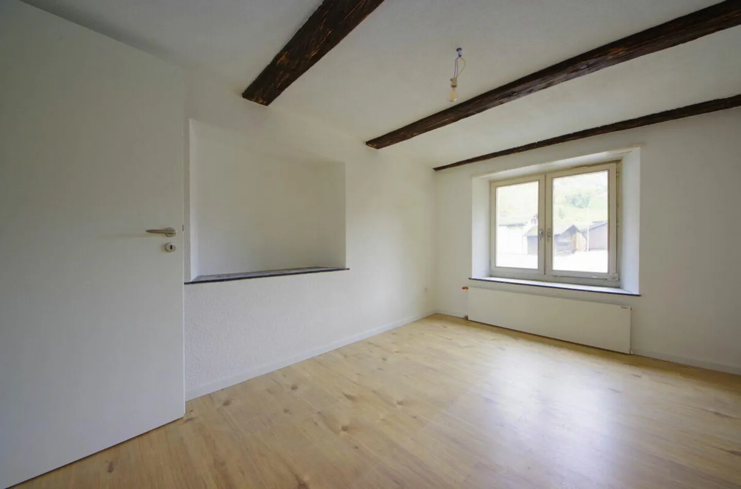 APPARTAMENTO 2.5 STANZE - Foto 1 di 10