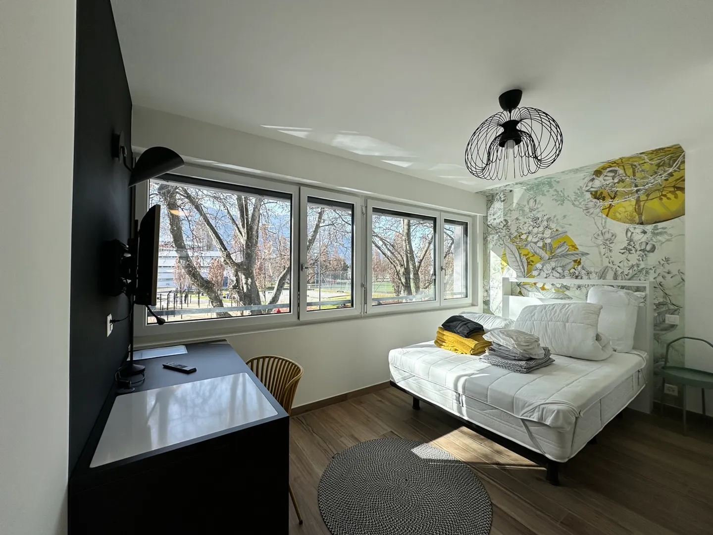 Schönes möbliertes Studio nur wenige Schritte vom Bahnhof entfernt - Foto 2 von 5