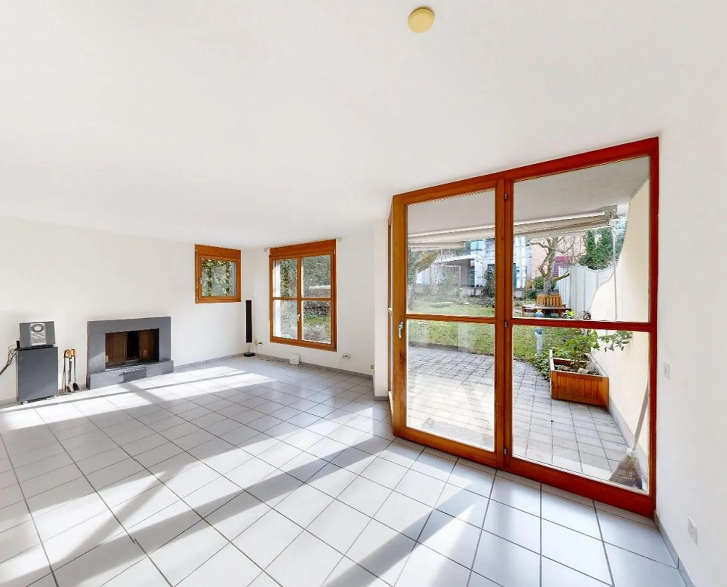 with unique room structure - Photo 7 of 15