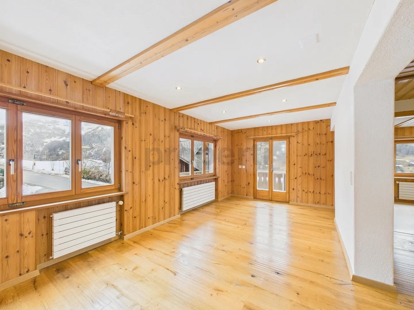 Appartamento affascinante di 2,5 stanze nel pittoresco villaggio montano di Surin, Val Lum... - Foto 7 di 11