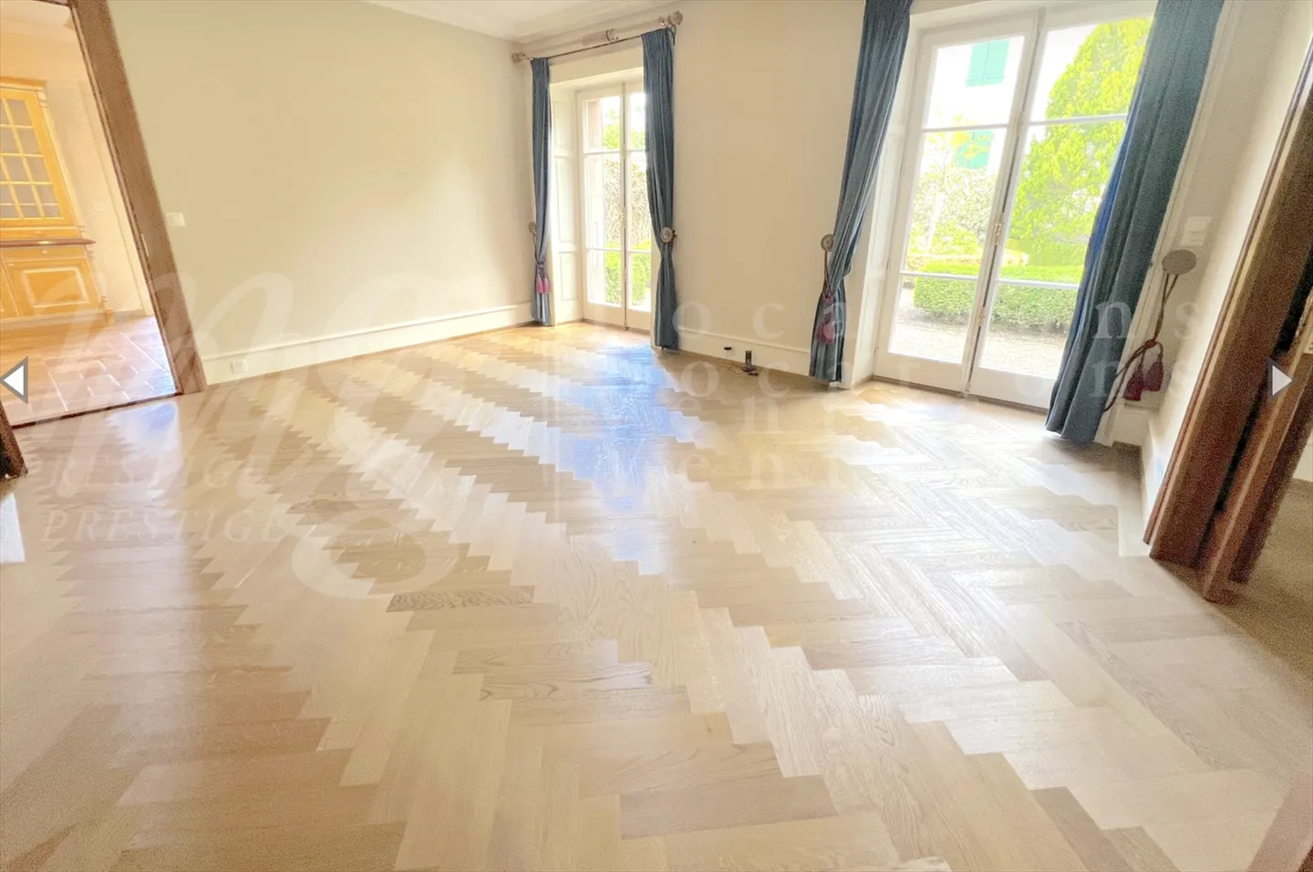 SUPERBA PROPRIETÀ PADRONALE DI 14 STANZE CON GRANDE PISCINA E RICERCATO CLUB HOUSE - Foto 5 di 13
