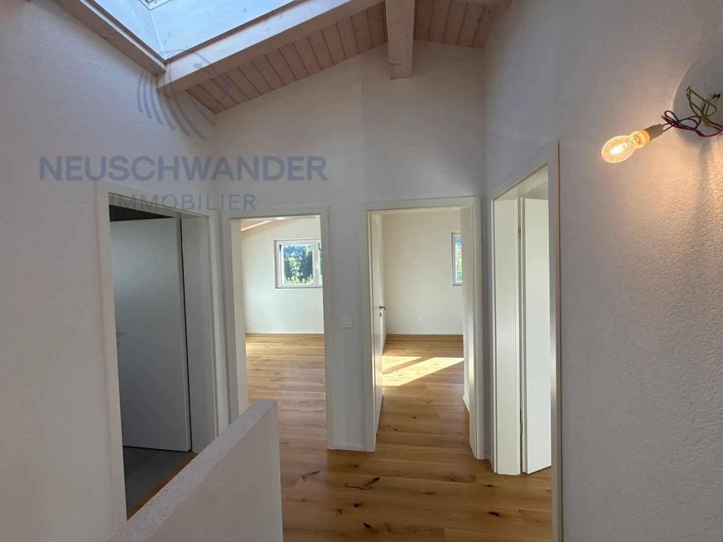 Moderne und Komfort vereint mit der Gelassenheit der Natur - Foto 20 von 24