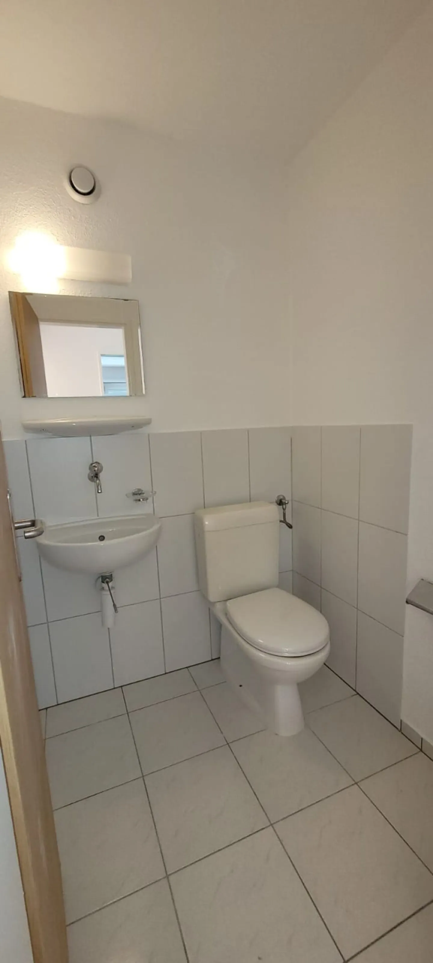 Appartamento di 5,0 stanze con vista sul lago - Foto 8 di 9