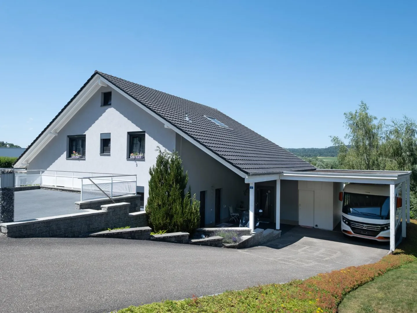 Très belle propriété à Porrentruy - Photo 1 sur 27
