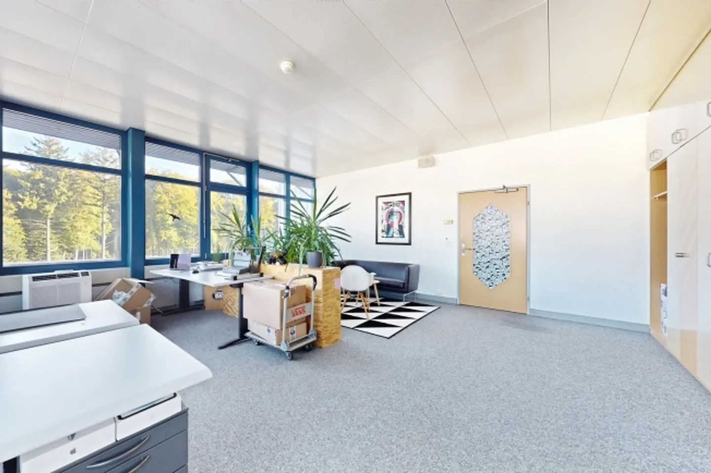 Last Shared Workspace Seeks Tenant - Photo 1 of 6