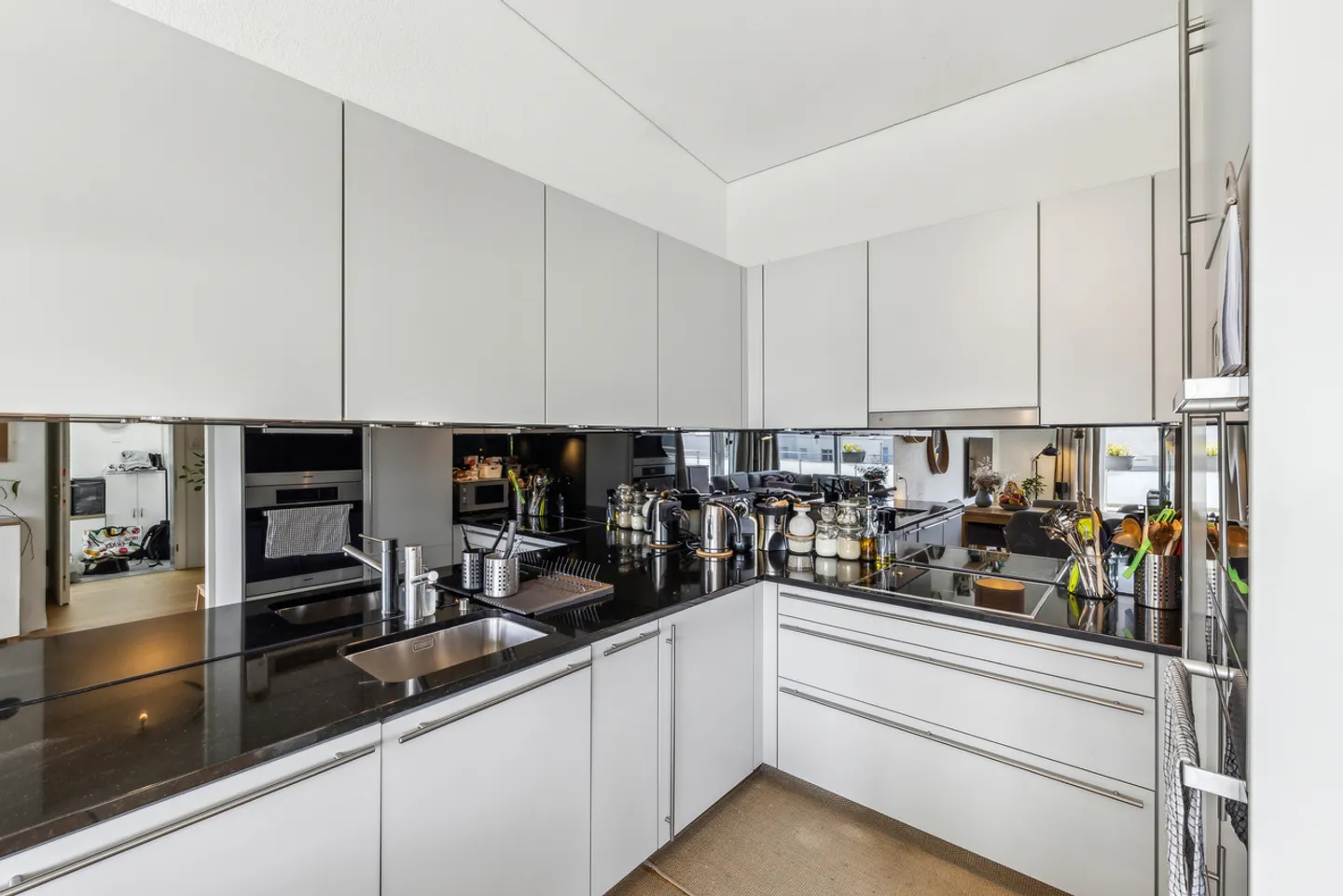 Stupendo appartamento attico - Foto 4 di 9