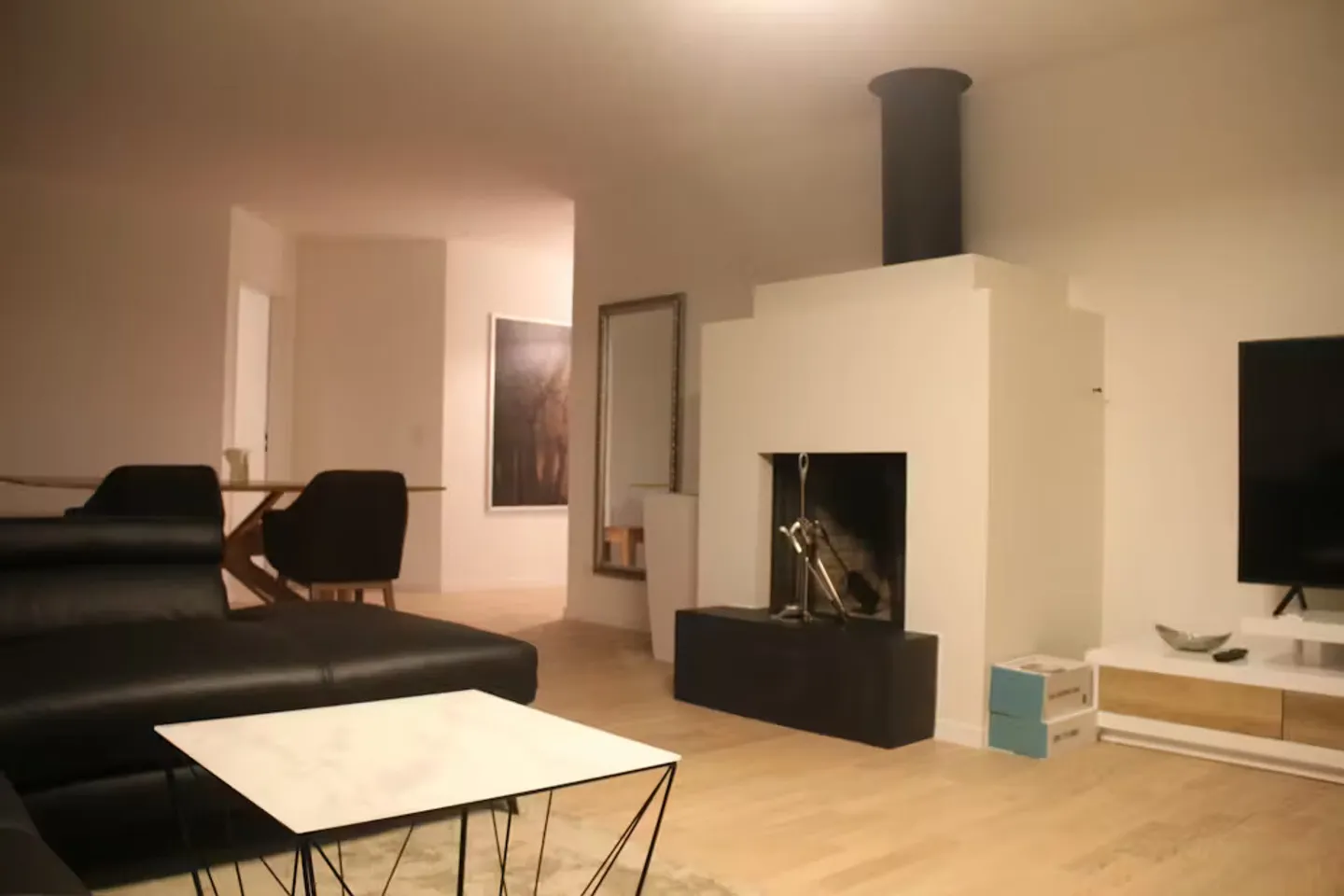 Charmantes Chalet in Kloten - Foto 3 von 10