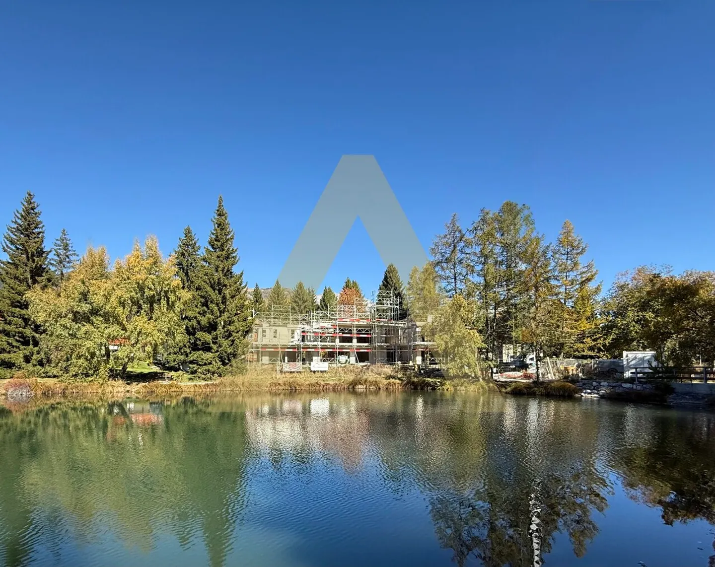 Magnificent new apartment close to the center of Crans-Montana - Photo 1 of 8