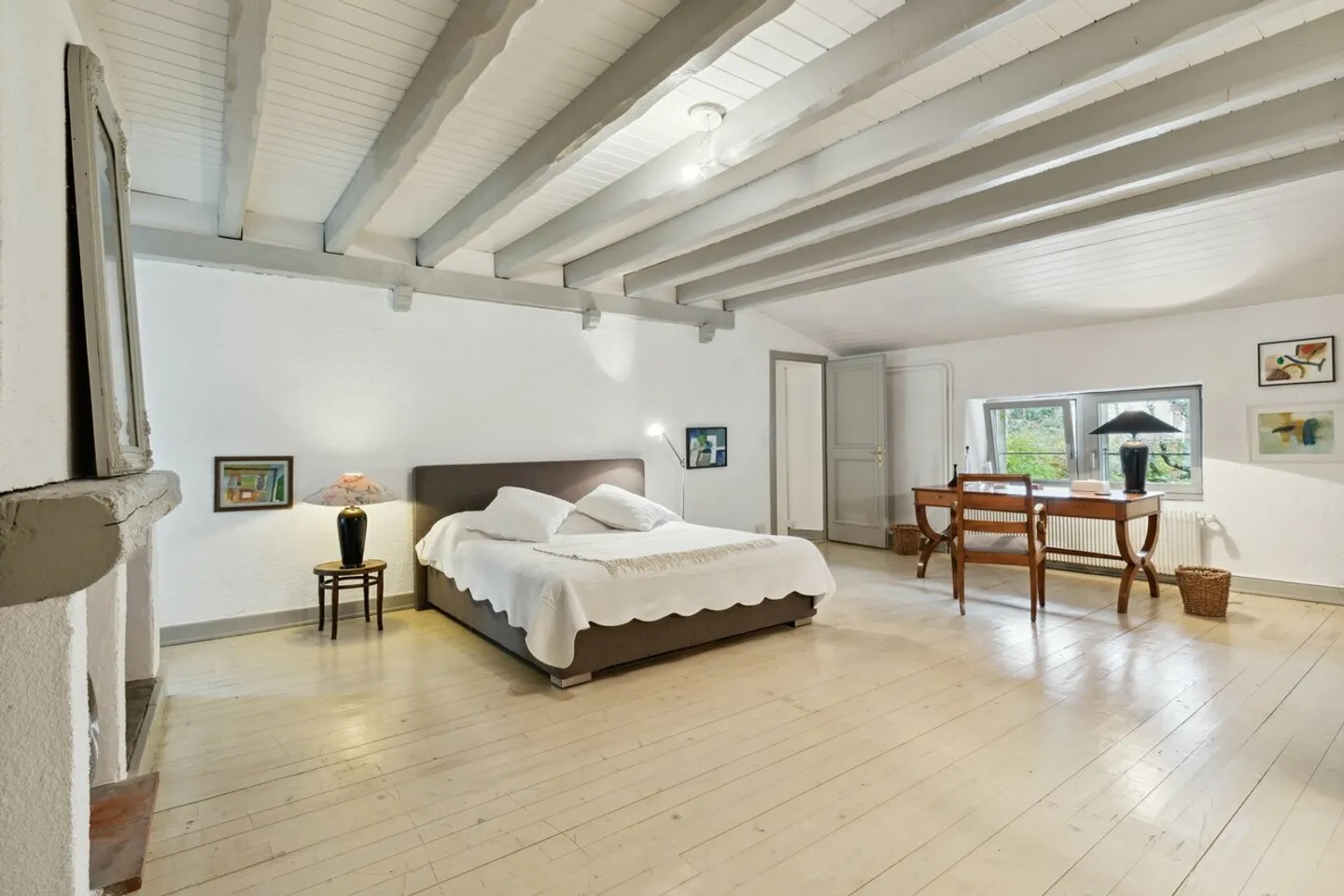 A Charming Property in Aire-la-Ville - Photo 10 of 15