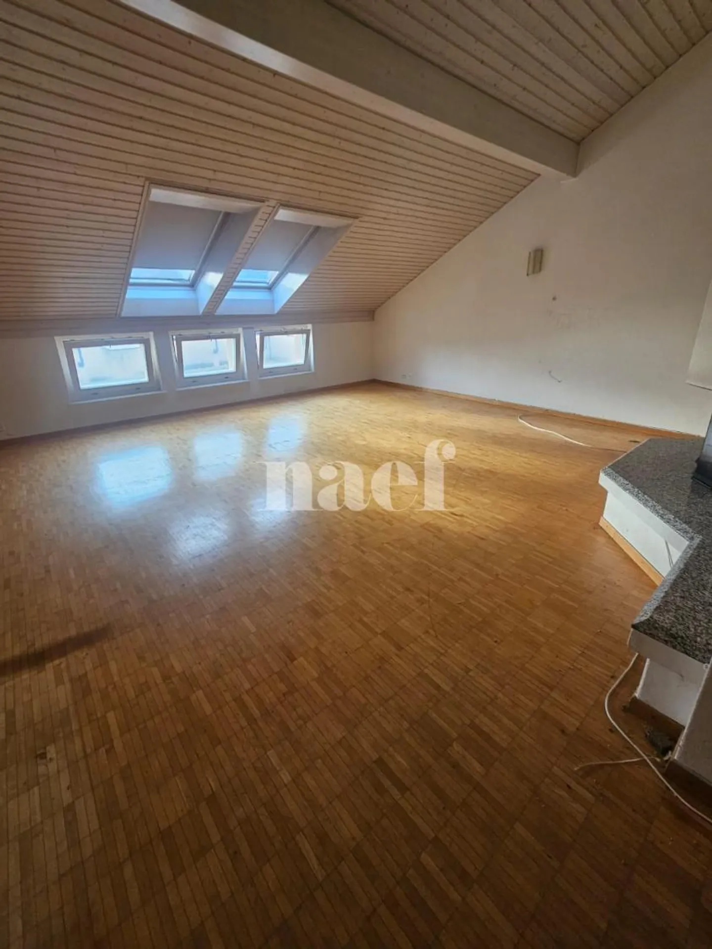 3,5 camere completamente ristrutturate - Foto 2 di 3