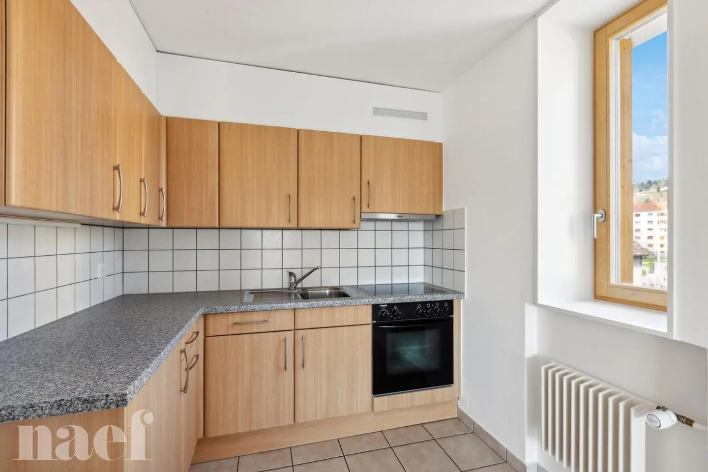2-room apartment - Photo 2 of 10