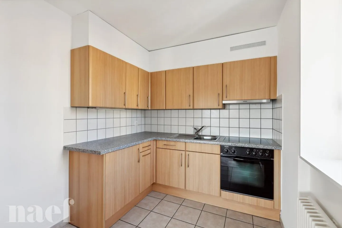 2-room apartment - Photo 3 of 10