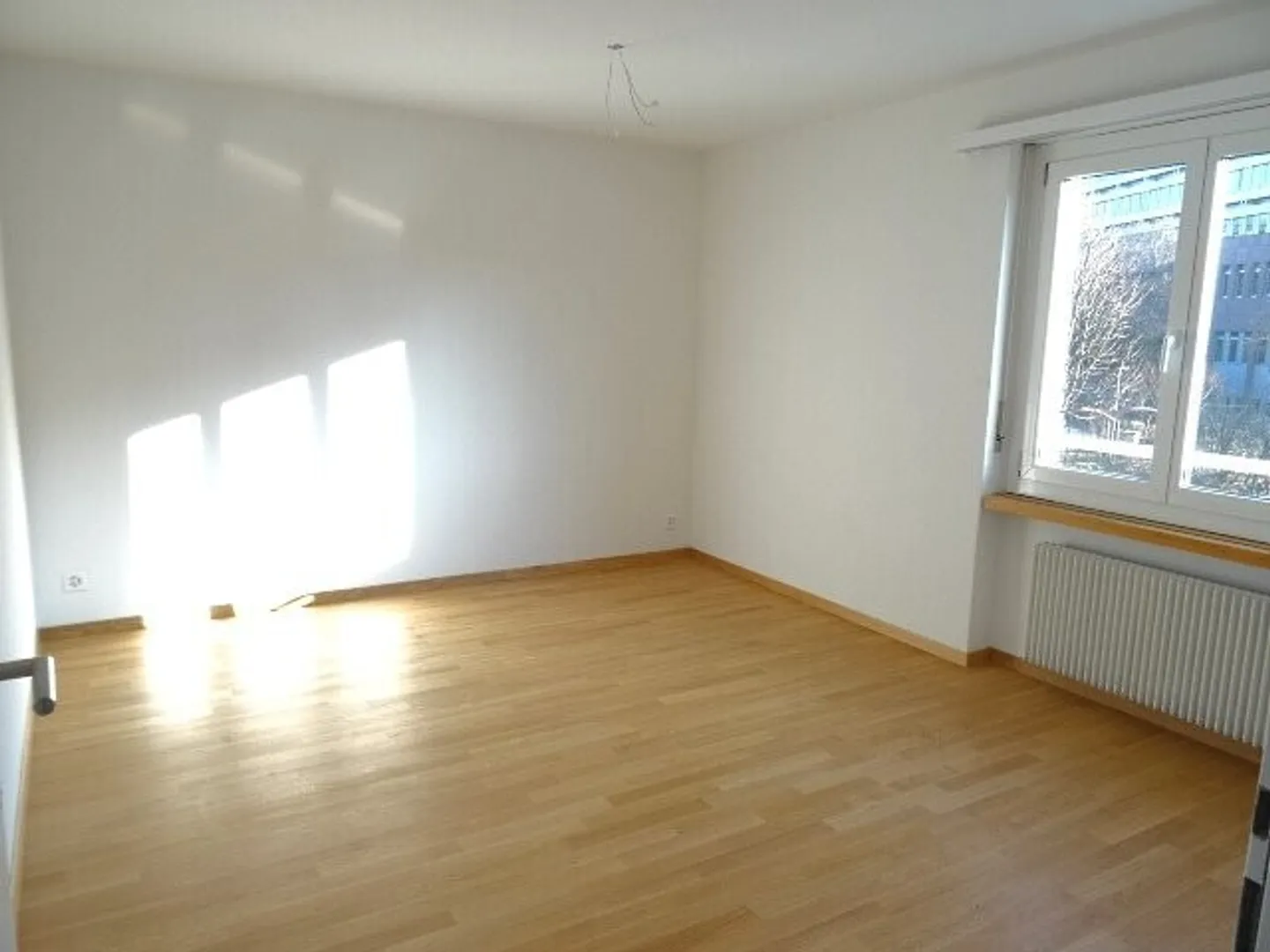 Apartment for rent - Photo 7 of 9