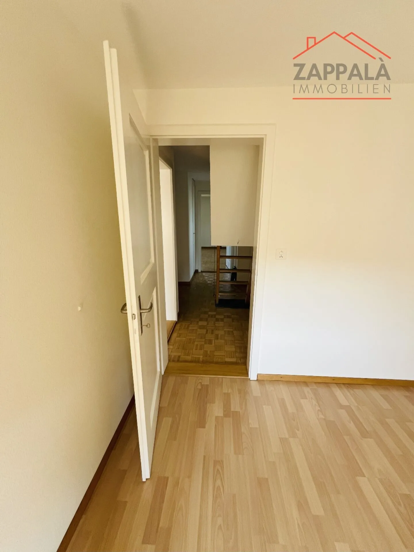 Una casa piena di luce, vista e possibilità - Vivere su due livelli con galleria - Foto 8 di 17